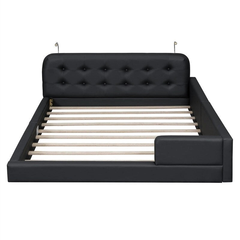 Letto matrimoniale/queen size con piattaforma bianca/nera con testiera trapuntata e 2 luci da lettura (per 2)